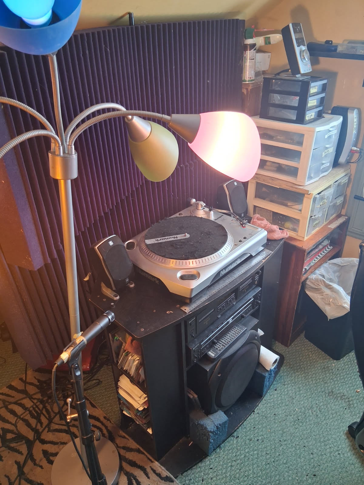 Mixing + Turntable/CD/Cassette